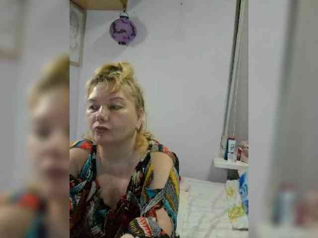 LucyAlexis webcam