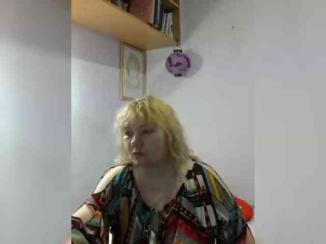 LucyAlexis webcam