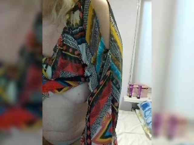 LucyAlexis webcam