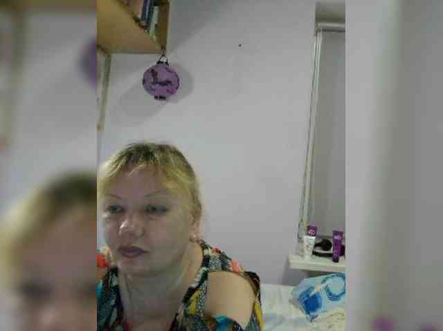 LucyAlexis webcam