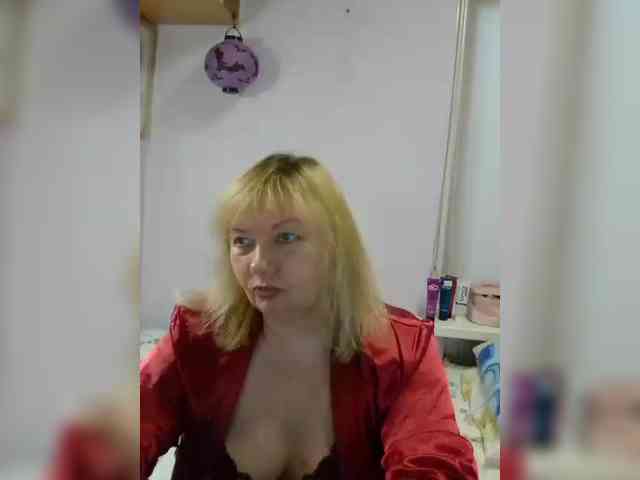 LucyAlexis webcam