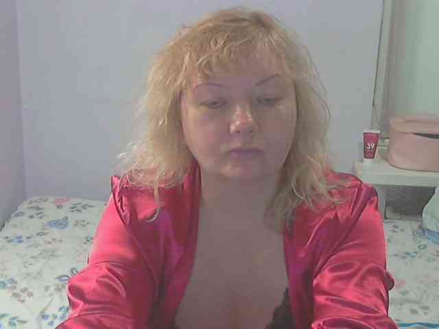 LucyAlexis webcam
