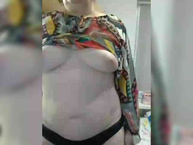 LucyAlexis webcam
