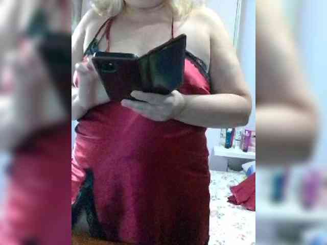 LucyAlexis webcam