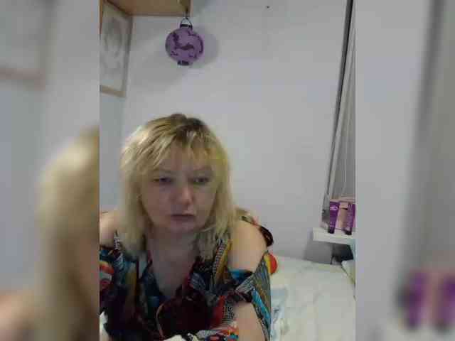 LucyAlexis webcam