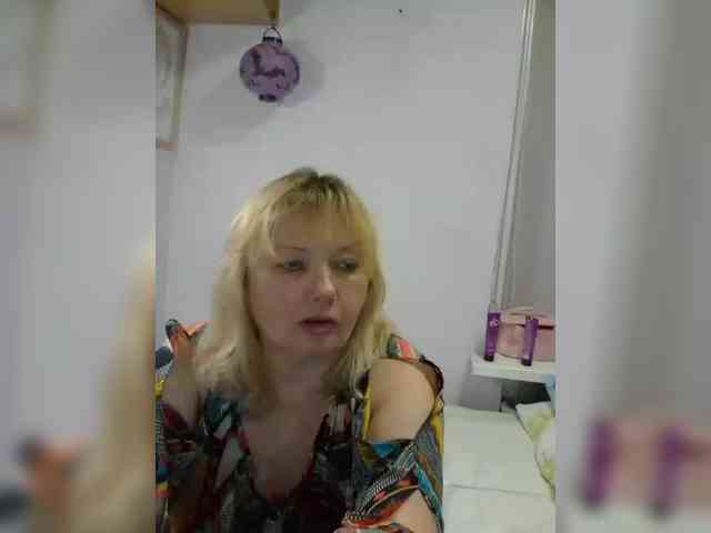 LucyAlexis webcam
