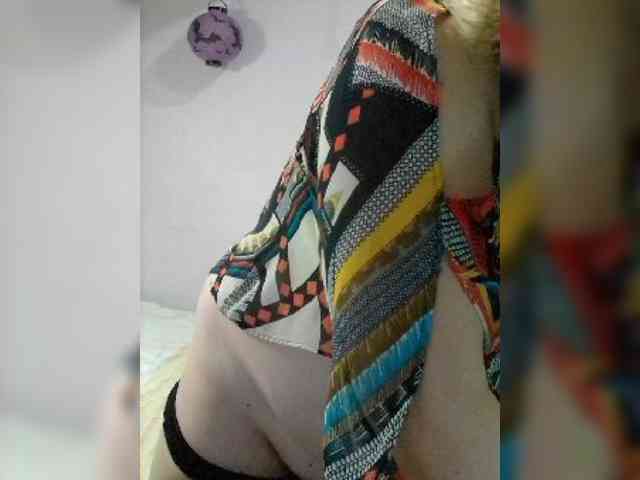 LucyAlexis webcam