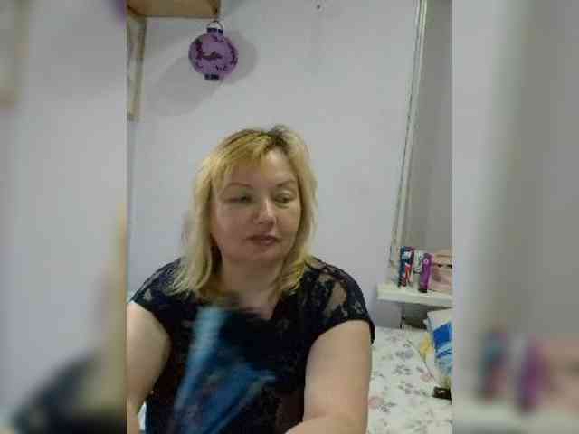 LucyAlexis webcam