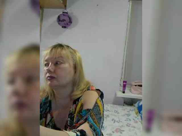 LucyAlexis webcam