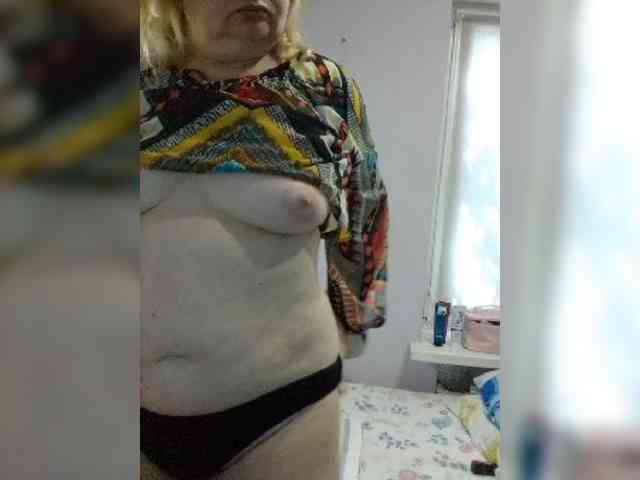 LucyAlexis webcam