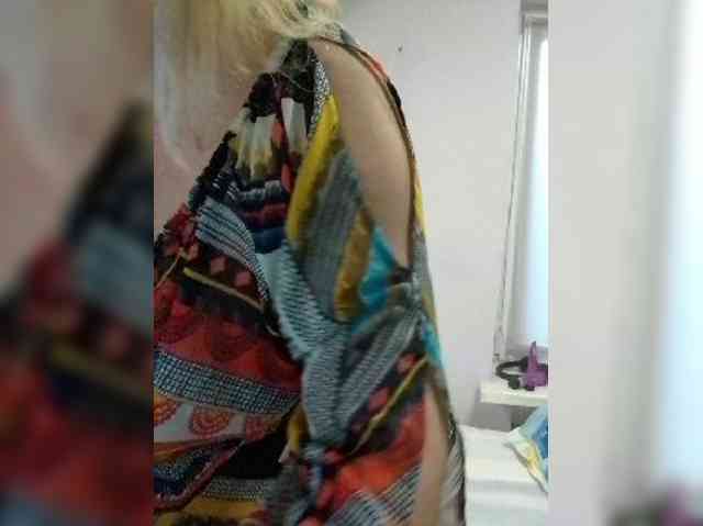 LucyAlexis webcam