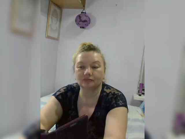 LucyAlexis webcam