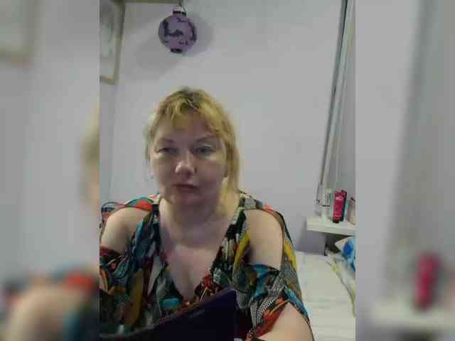 LucyAlexis webcam