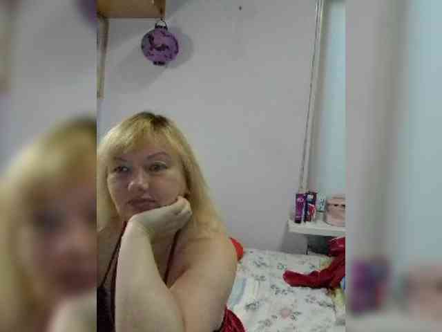 LucyAlexis webcam
