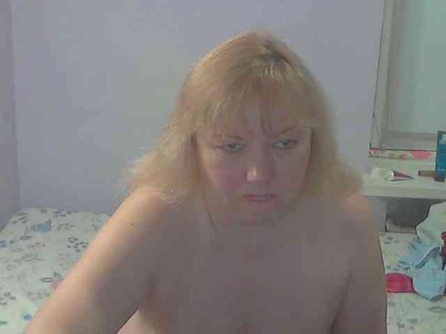 LucyAlexis webcam