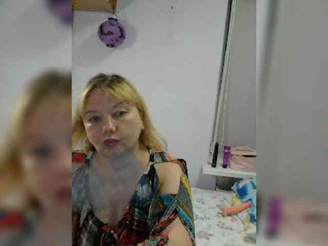 LucyAlexis webcam