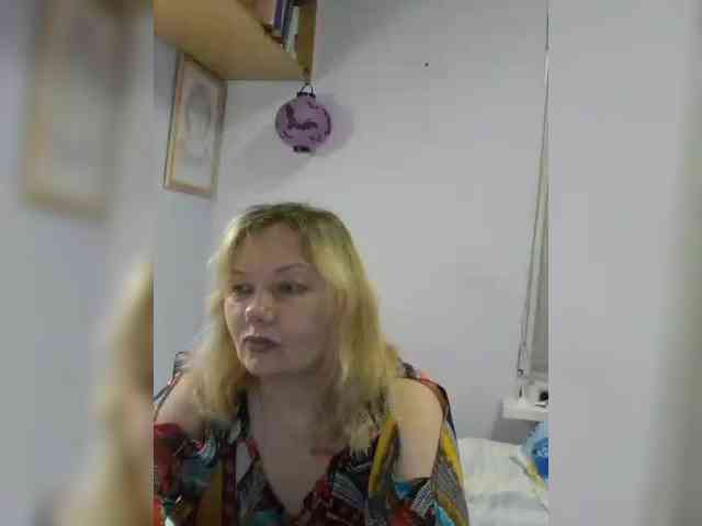 LucyAlexis webcam