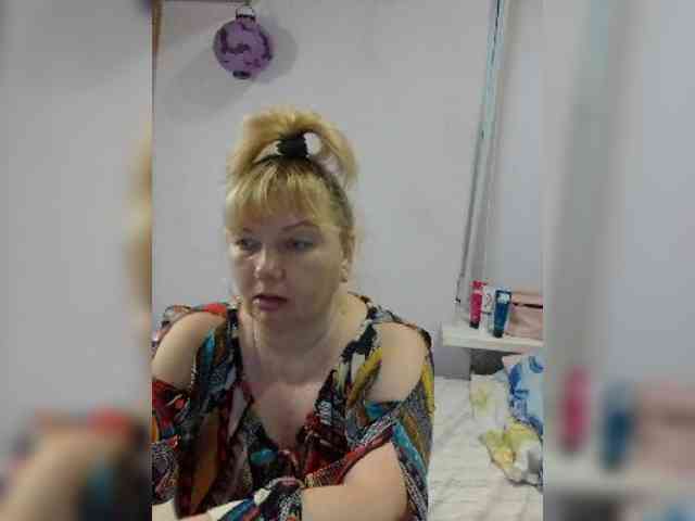 LucyAlexis webcam