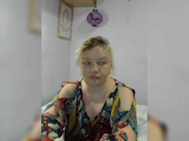 LucyAlexis webcam
