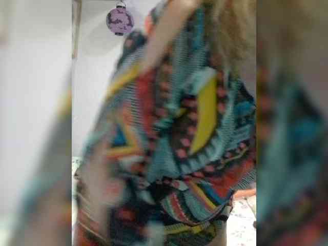 LucyAlexis webcam