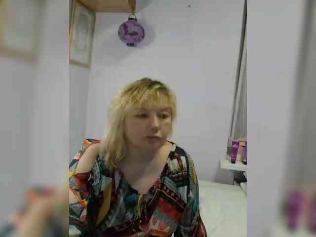 LucyAlexis webcam