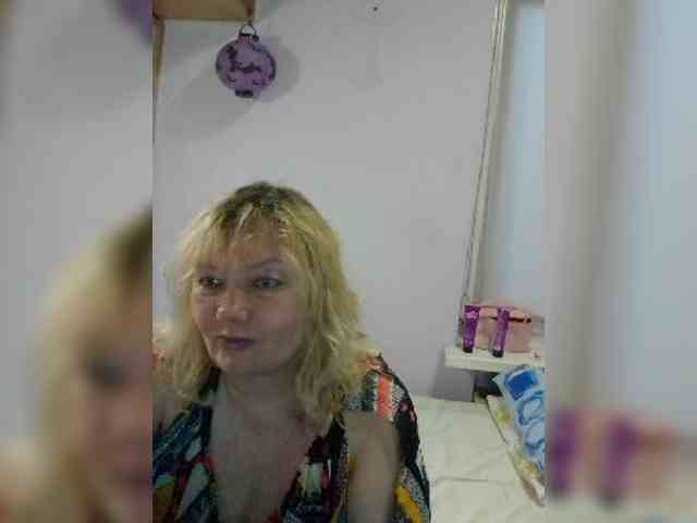 LucyAlexis webcam