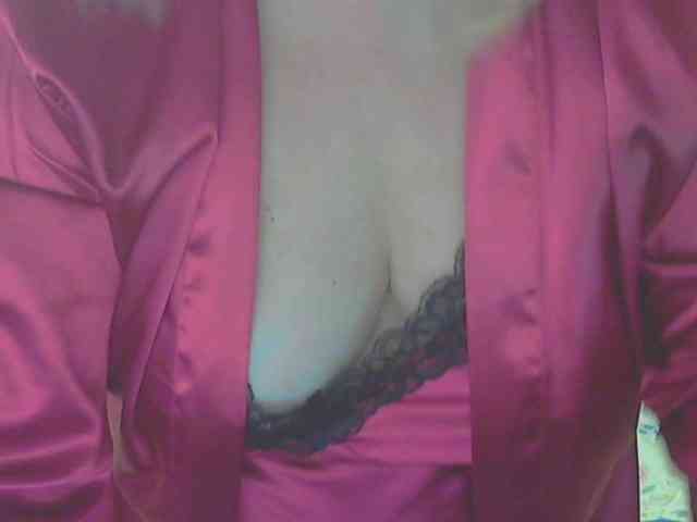 LucyAlexis webcam