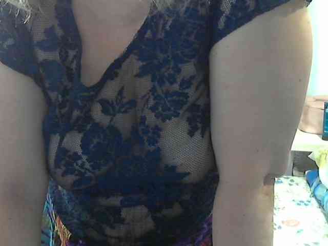 LucyAlexis webcam