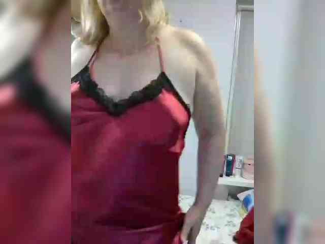LucyAlexis webcam