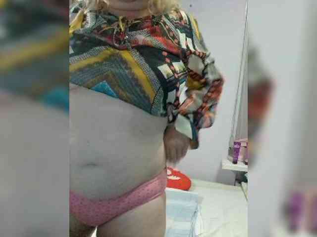 LucyAlexis webcam