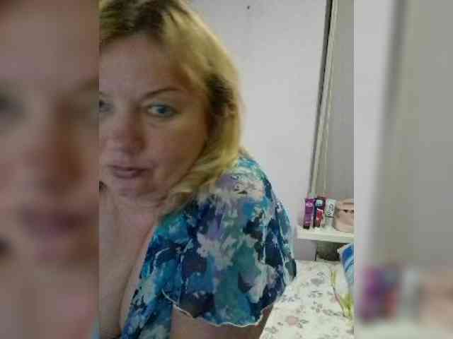 LucyAlexis webcam