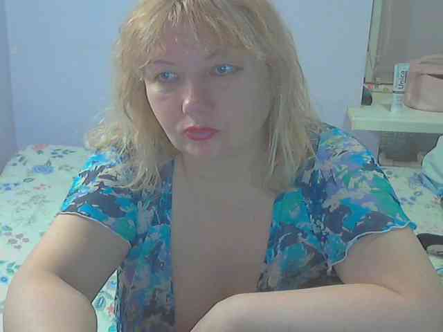 LucyAlexis webcam