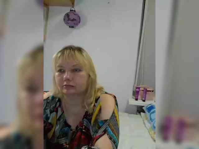 LucyAlexis webcam