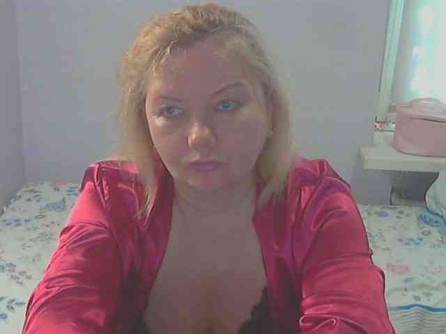 LucyAlexis webcam