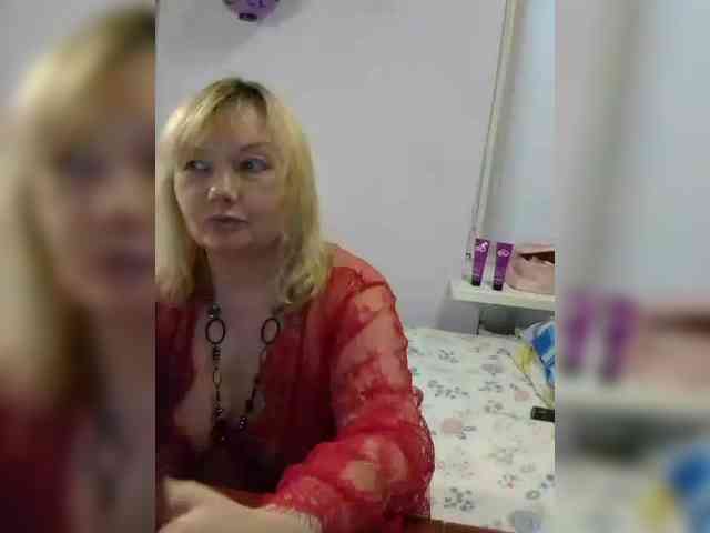 LucyAlexis webcam