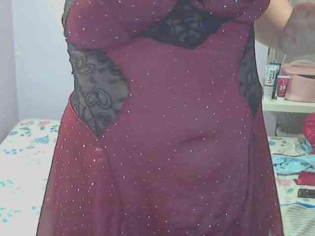 LucyAlexis webcam
