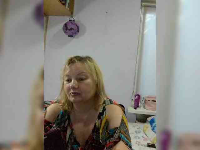 LucyAlexis webcam