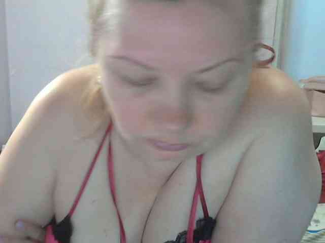 LucyAlexis webcam
