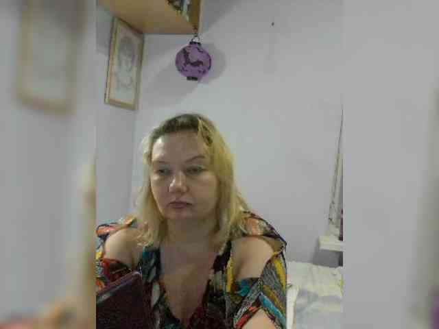 LucyAlexis webcam
