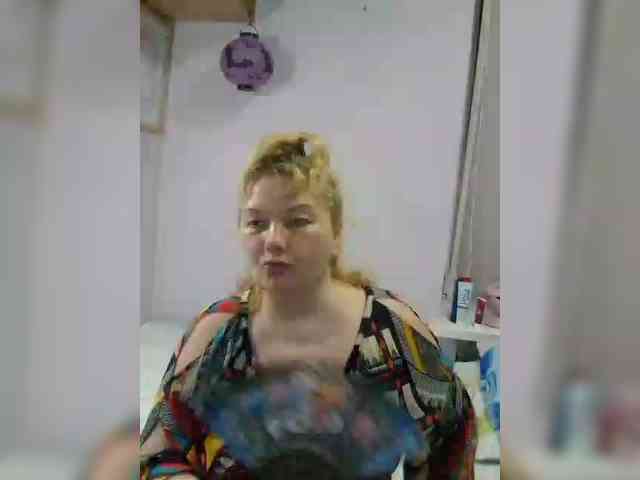LucyAlexis webcam