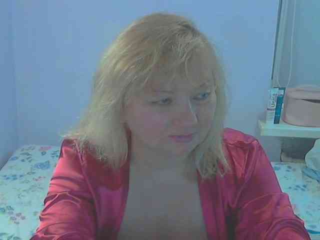 LucyAlexis webcam