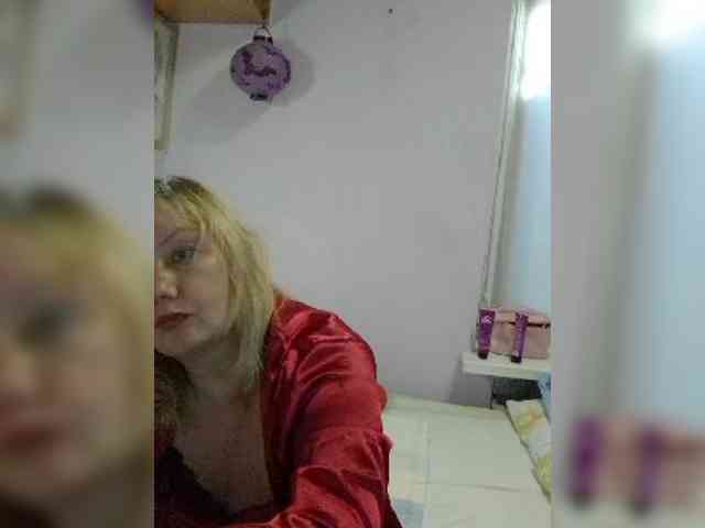 LucyAlexis webcam