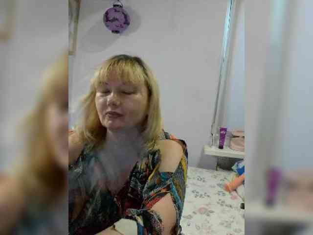 LucyAlexis webcam