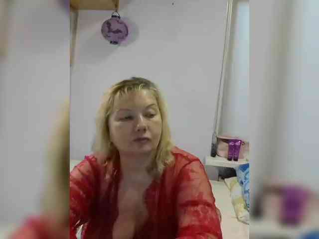 LucyAlexis webcam