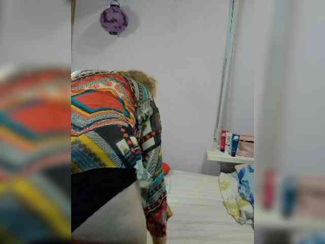 LucyAlexis webcam