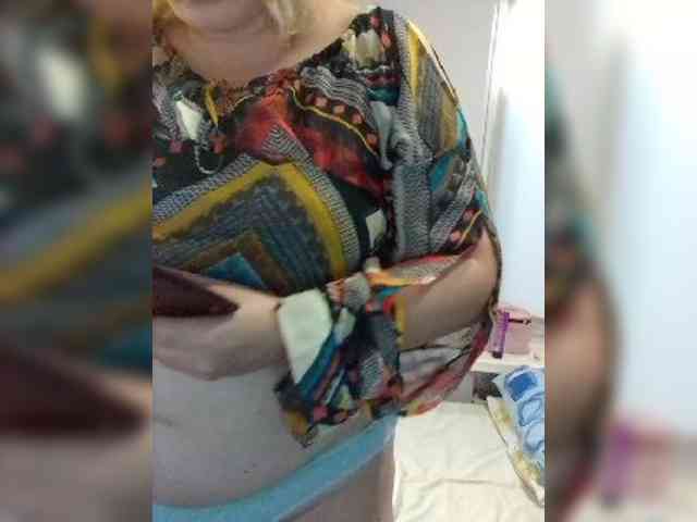LucyAlexis webcam