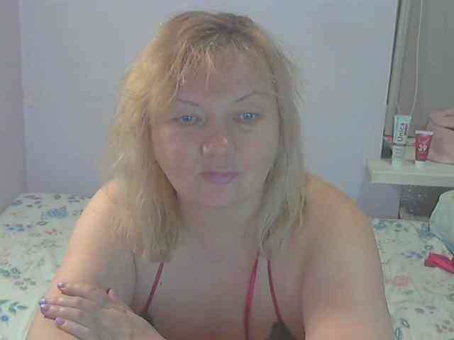 LucyAlexis webcam