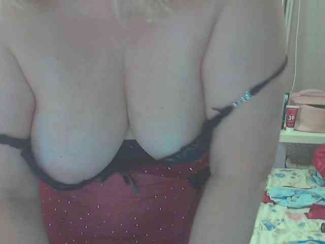 LucyAlexis webcam