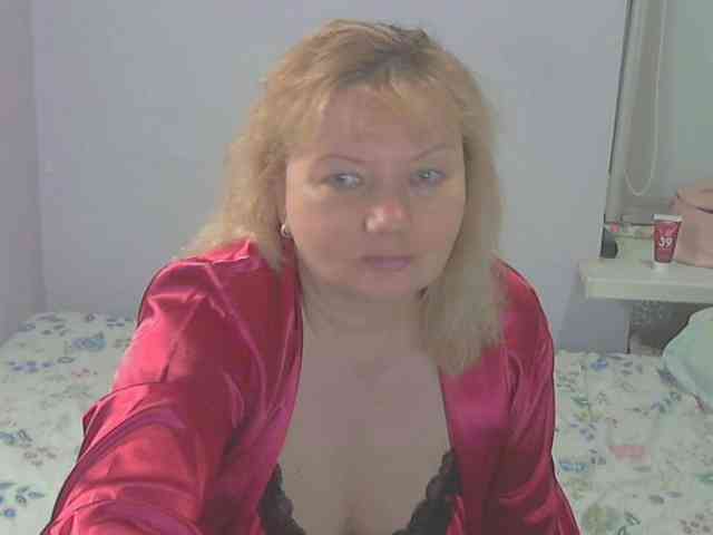 LucyAlexis webcam