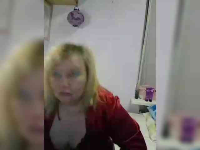 LucyAlexis webcam